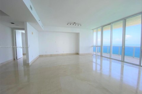 Condo in Sunny Isles Beach, Florida, 3 bedrooms  № 1171493 - photo 4