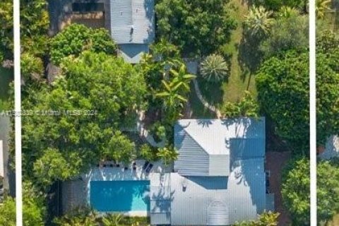 Casa en venta en Pinecrest, Florida, 4 dormitorios, 302.68 m2 № 1171494 - foto 5