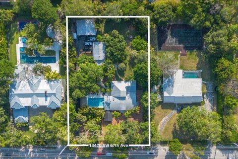 Casa en venta en Pinecrest, Florida, 4 dormitorios, 302.68 m2 № 1171494 - foto 11