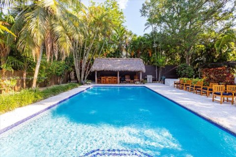 Casa en venta en Pinecrest, Florida, 4 dormitorios, 302.68 m2 № 1171494 - foto 7