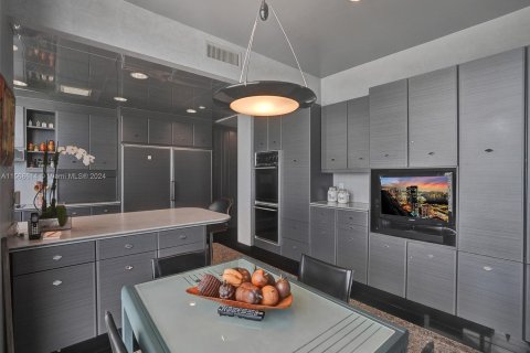 Condo in Aventura, Florida, 5 bedrooms  № 1127381 - photo 6