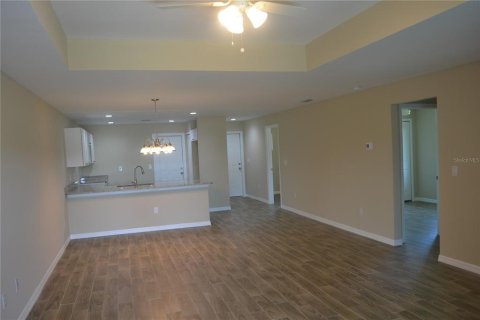 Купить коммерческую недвижимость в Порт-Шарлотт, Флорида 6 спален, 234.67м2, № 817563 - фото 7