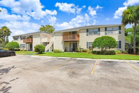 Condominio en alquiler en Oldsmar, Florida, 2 dormitorios, 85.01 m2 № 1340134 - foto 2