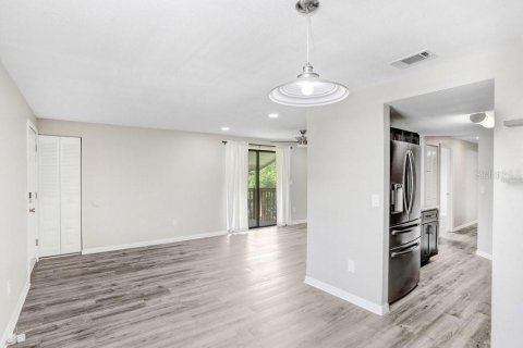 Condo in Oldsmar, Florida, 2 bedrooms  № 1340134 - photo 11