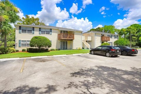 Condominio en alquiler en Oldsmar, Florida, 2 dormitorios, 85.01 m2 № 1340134 - foto 3