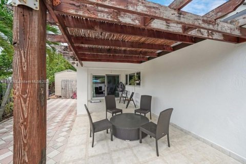 Villa ou maison à vendre à Miami Gardens, Floride: 4 chambres, 153.47 m2 № 1348605 - photo 26