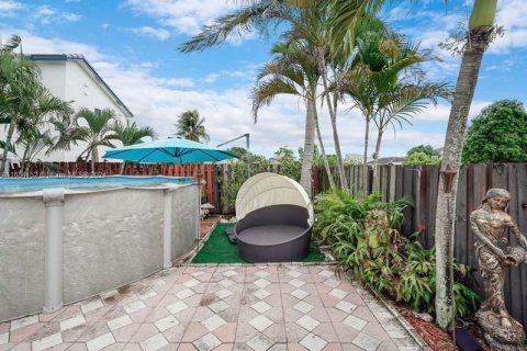 Villa ou maison à vendre à Miami Gardens, Floride: 4 chambres, 153.47 m2 № 1348605 - photo 29