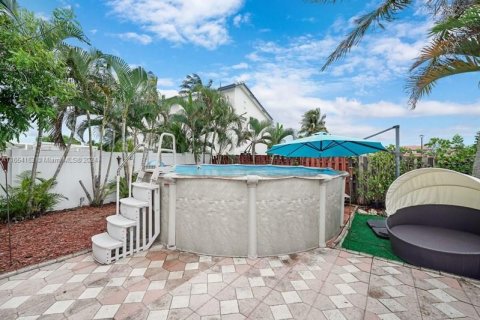 Villa ou maison à vendre à Miami Gardens, Floride: 4 chambres, 153.47 m2 № 1348605 - photo 30