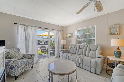 Condominio en venta en Longboat Key, Florida, 2 dormitorios, 95.41 m2 № 1395567 - foto 11