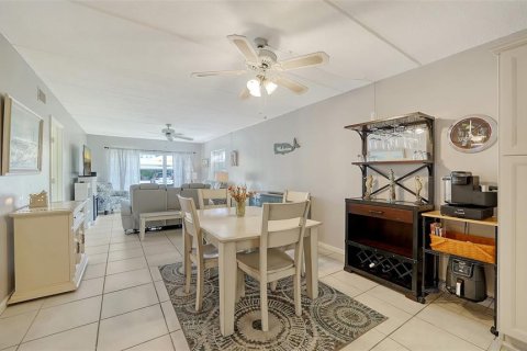 Condominio en venta en Longboat Key, Florida, 2 dormitorios, 95.41 m2 № 1395567 - foto 8