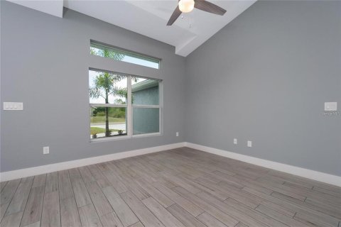 Casa en venta en Port Charlotte, Florida, 3 dormitorios, 135.27 m2 № 446990 - foto 3