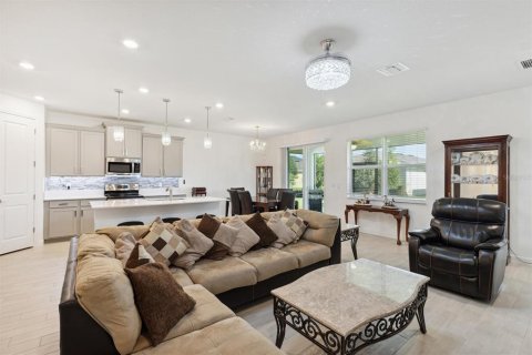 Casa en venta en Palm Bay, Florida, 4 dormitorios, 181.62 m2 № 1280659 - foto 18