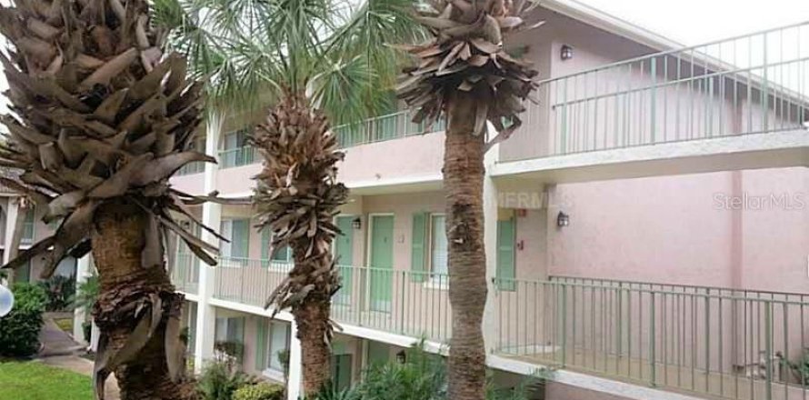 Condominio en Altamonte Springs, Florida, 1 dormitorio  № 1359321