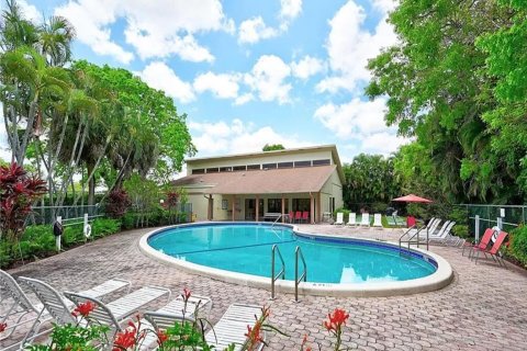 Copropriété à vendre à Coconut Creek, Floride: 2 chambres, 118.36 m2 № 1146683 - photo 5