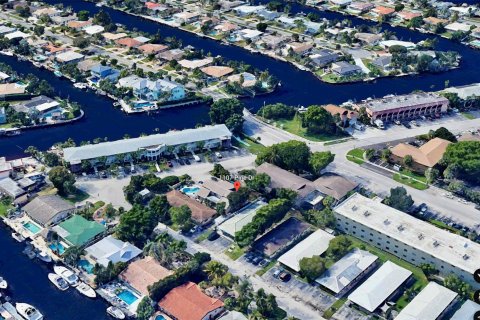 Immobilier commercial à vendre à Pompano Beach, Floride: 294.31 m2 № 1208108 - photo 10
