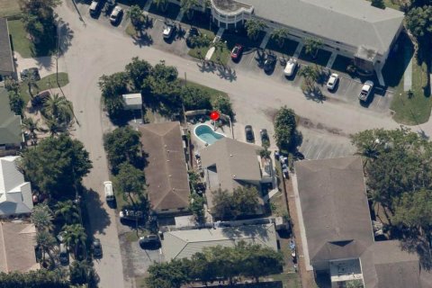 Immobilier commercial à vendre à Pompano Beach, Floride: 294.31 m2 № 1208108 - photo 4