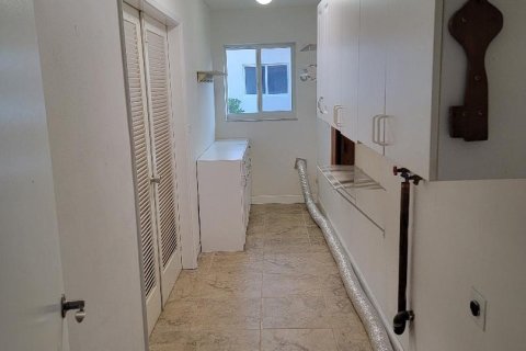 House in Fort Lauderdale, Florida 3 bedrooms, 187.01 sq.m. № 1207620 - photo 4