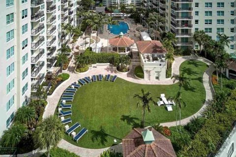 Condo in Fort Lauderdale, Florida, 2 bedrooms  № 1207659 - photo 21