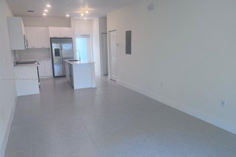 Copropriété à vendre à Doral, Floride: 1 chambre, 68.56 m2 № 1356666 - photo 6