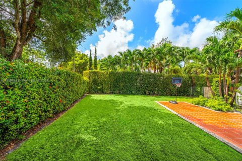 Casa en venta en Miami Beach, Florida, 4 dormitorios, 230.49 m2 № 1356699 - foto 30