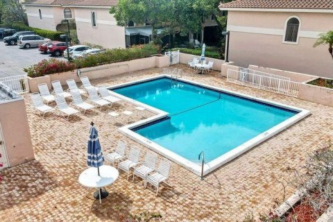 Copropriété à vendre à Fort Lauderdale, Floride: 3 chambres, 141.21 m2 № 1182658 - photo 10