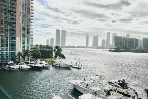 Condominio en venta en Aventura, Florida, 3 dormitorios, 153.29 m2 № 1098088 - foto 25