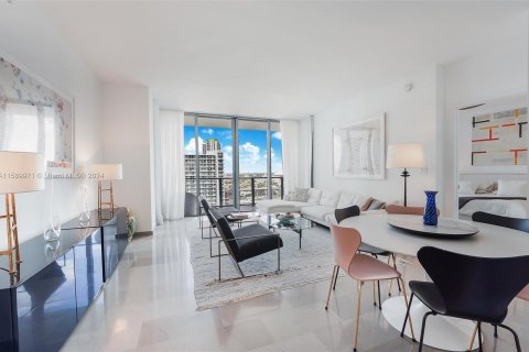 Copropriété à vendre à Miami, Floride: 3 chambres, 154.22 m2 № 1179323 - photo 7