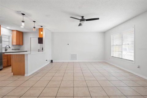 Commercial property in Flagler Beach, Florida 4 bedrooms, 206.99 sq.m. № 1403189 - photo 7