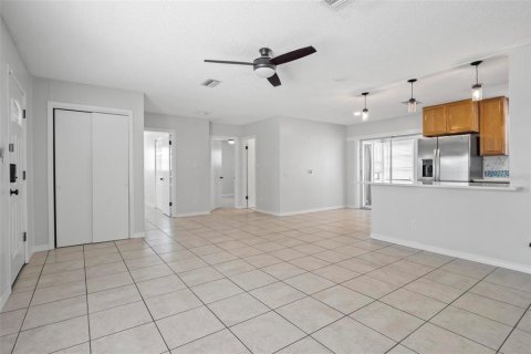 Propiedad comercial en venta en Flagler Beach, Florida, 4 dormitorios, 206.99 m2 № 1403189 - foto 11