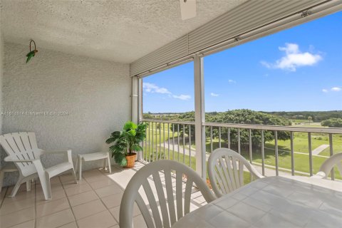 Copropriété à vendre à Deerfield Beach, Floride: 2 chambres, 99.41 m2 № 1233384 - photo 11