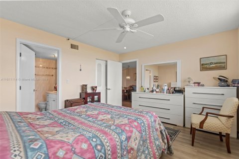 Copropriété à vendre à Deerfield Beach, Floride: 2 chambres, 99.41 m2 № 1233384 - photo 14