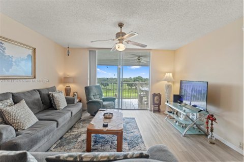 Copropriété à vendre à Deerfield Beach, Floride: 2 chambres, 99.41 m2 № 1233384 - photo 8