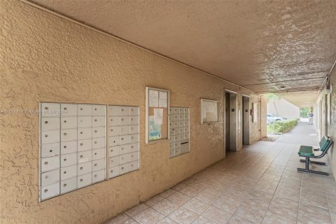 Copropriété à vendre à Deerfield Beach, Floride: 2 chambres, 99.41 m2 № 1233384 - photo 25