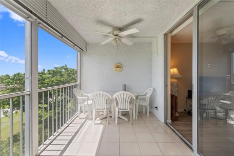 Copropriété à vendre à Deerfield Beach, Floride: 2 chambres, 99.41 m2 № 1233384 - photo 12