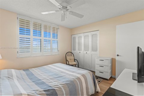 Copropriété à vendre à Deerfield Beach, Floride: 2 chambres, 99.41 m2 № 1233384 - photo 21