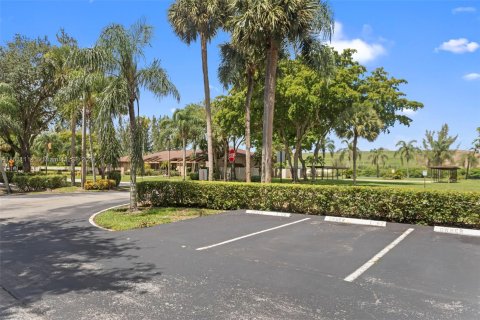 Copropriété à vendre à Deerfield Beach, Floride: 2 chambres, 99.41 m2 № 1233384 - photo 26