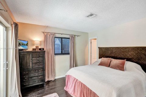 Casa en venta en Oakland Park, Florida, 3 dormitorios, 127.74 m2 № 1116014 - foto 21