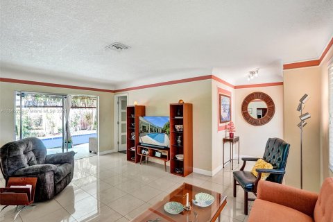 Villa ou maison à vendre à Oakland Park, Floride: 3 chambres, 127.74 m2 № 1116014 - photo 9