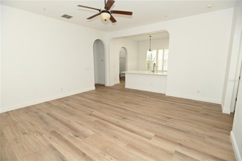 Villa ou maison à vendre à Orlando, Floride: 4 chambres, 246.28 m2 № 1340108 - photo 8