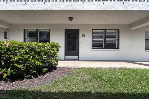 Copropriété à vendre à Saint Petersburg, Floride: 2 chambres, 105.44 m2 № 1340687 - photo 2