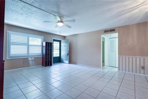 Copropriété à vendre à Saint Petersburg, Floride: 2 chambres, 105.44 m2 № 1340687 - photo 7