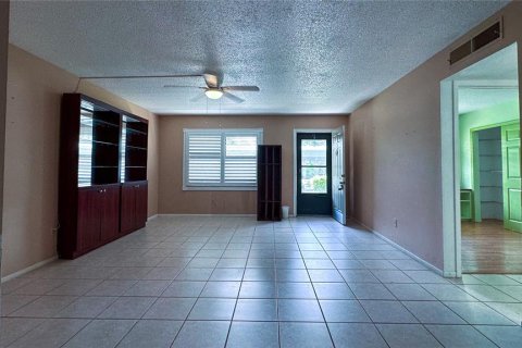 Copropriété à vendre à Saint Petersburg, Floride: 2 chambres, 105.44 m2 № 1340687 - photo 8