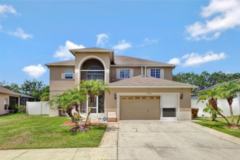 Villa ou maison à vendre à Kissimmee, Floride: 4 chambres, 264.49 m2 № 1261905 - photo 1