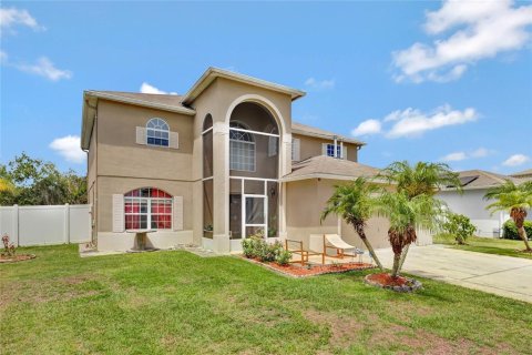 Villa ou maison à vendre à Kissimmee, Floride: 4 chambres, 264.49 m2 № 1261905 - photo 2