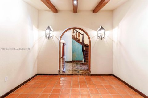 Villa ou maison à vendre à Coral Gables, Floride: 4 chambres, 449.09 m2 № 1236354 - photo 5