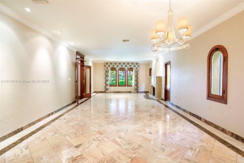 Villa ou maison à vendre à Coral Gables, Floride: 4 chambres, 449.09 m2 № 1236354 - photo 8