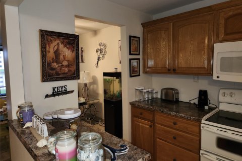 Condo in Sunrise, Florida, 2 bedrooms  № 881020 - photo 17