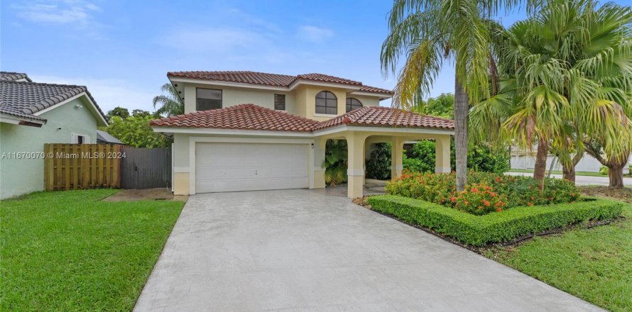 Villa ou maison à Miami, Floride 4 chambres, 206.15 m2 № 1388250