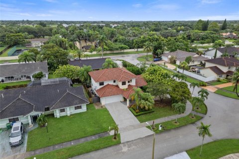 Villa ou maison à vendre à Miami, Floride: 4 chambres, 206.15 m2 № 1388250 - photo 5