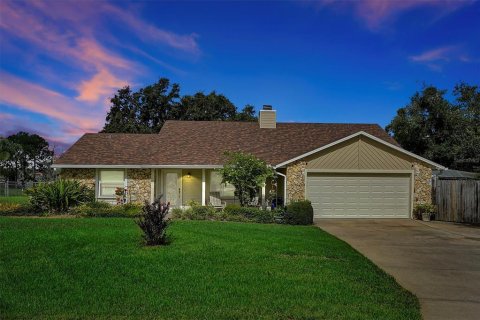 Casa en venta en Deltona, Florida, 3 dormitorios, 149.02 m2 № 1325042 - foto 2